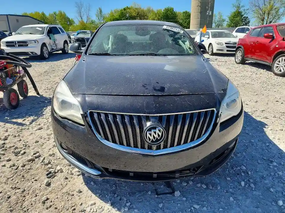 2G4GR5GX3H9109523 2017 BUICK REGAL-4