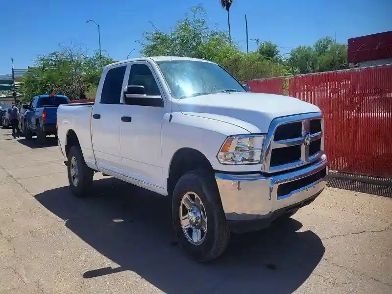 3C6UR5CJ2GG192317 2016 RAM 2500-0
