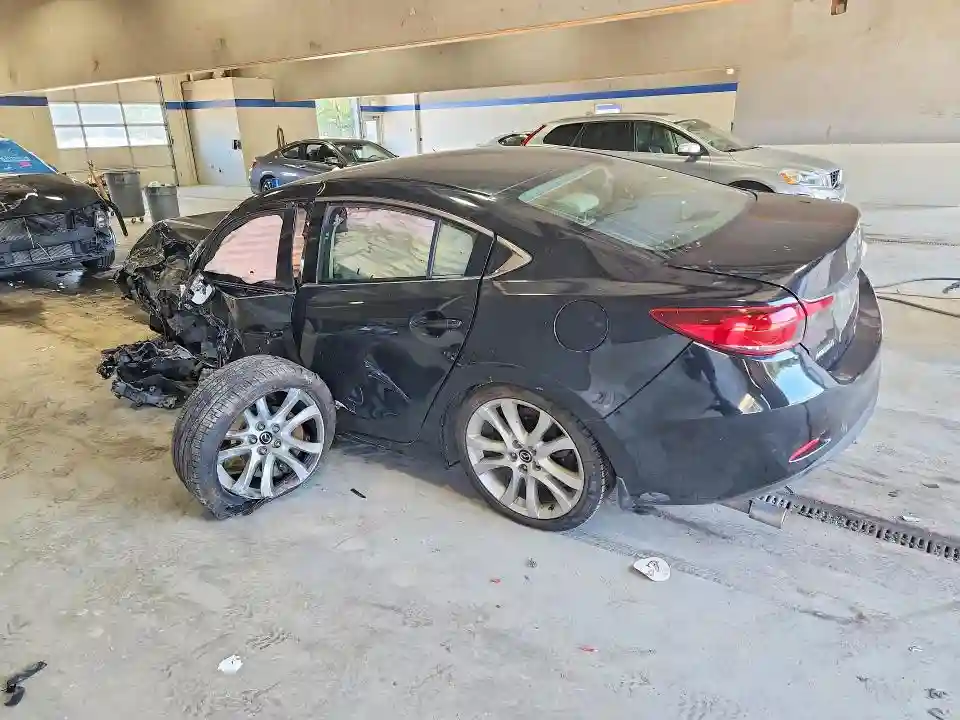 JM1GJ1V59E1112030 2014 MAZDA 6-1