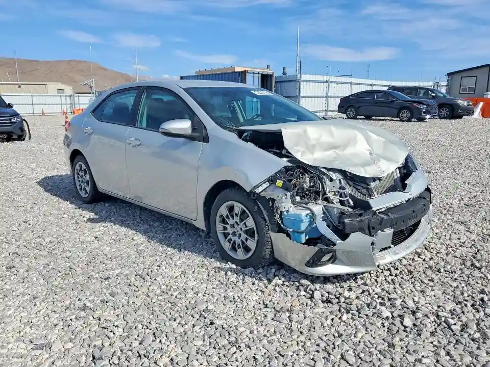 2T1BURHE2FC364808 2015 TOYOTA COROLLA-3