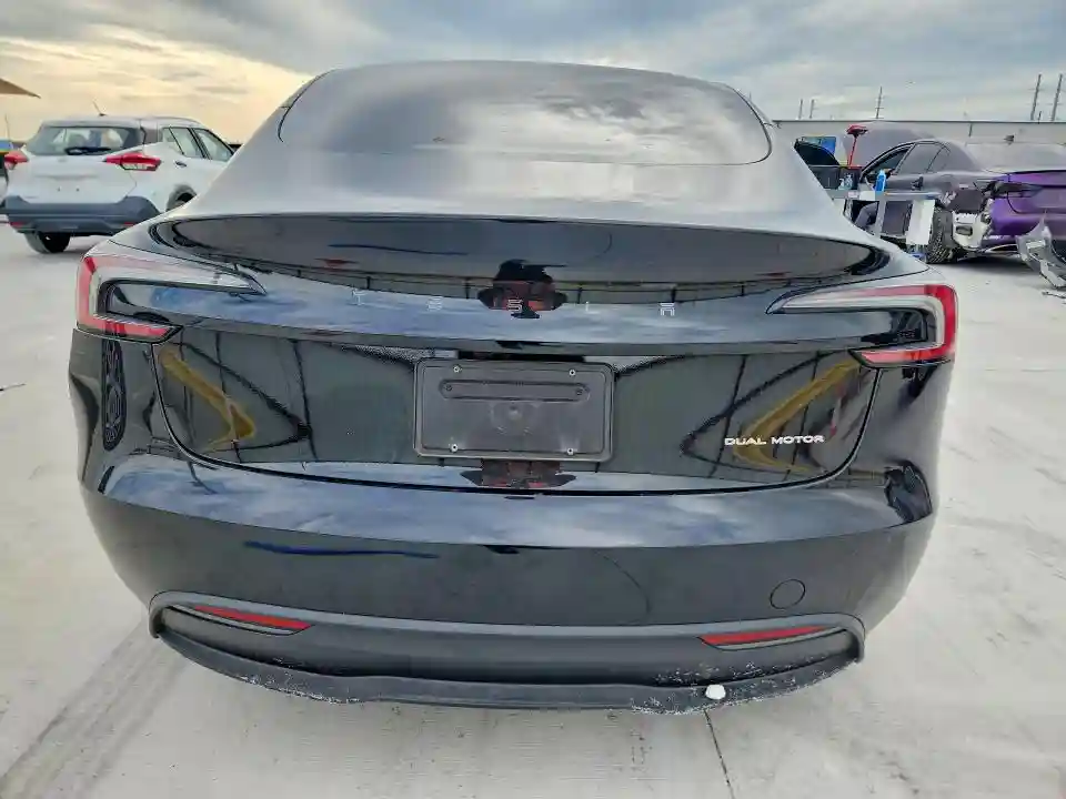 5YJ3E1EB0RF769594 2024 TESLA MODEL 3-5