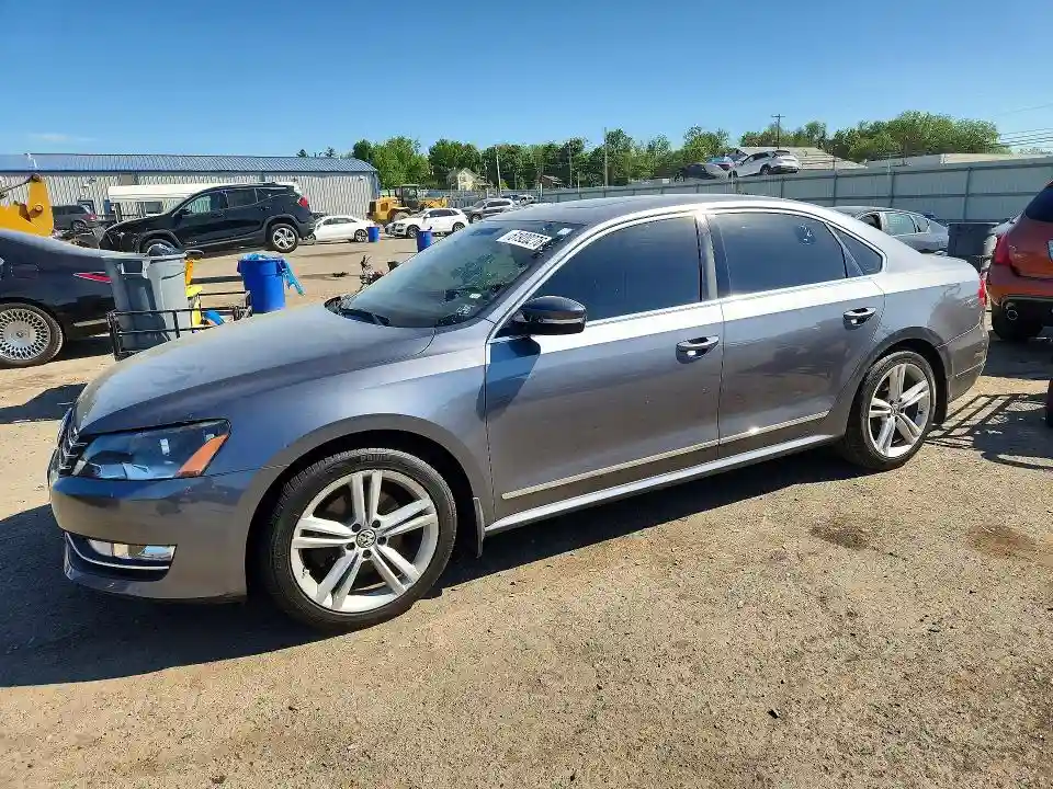 1VWCN7A38EC010178 2014 VOLKSWAGEN PASSAT-0