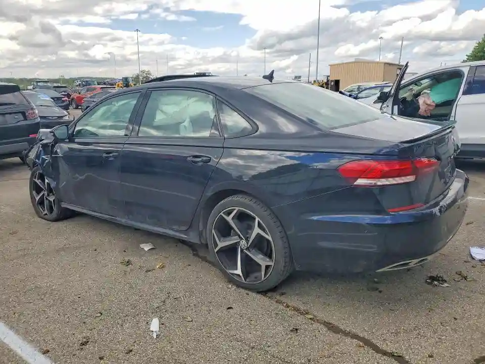 1VWMA7A36NC006064 2022 VOLKSWAGEN PASSAT-1