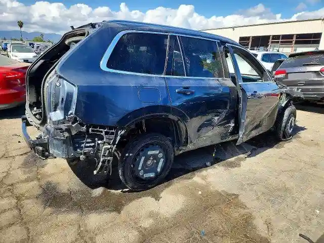 YV4062PF7R1210796 2024 VOLVO XC90-2