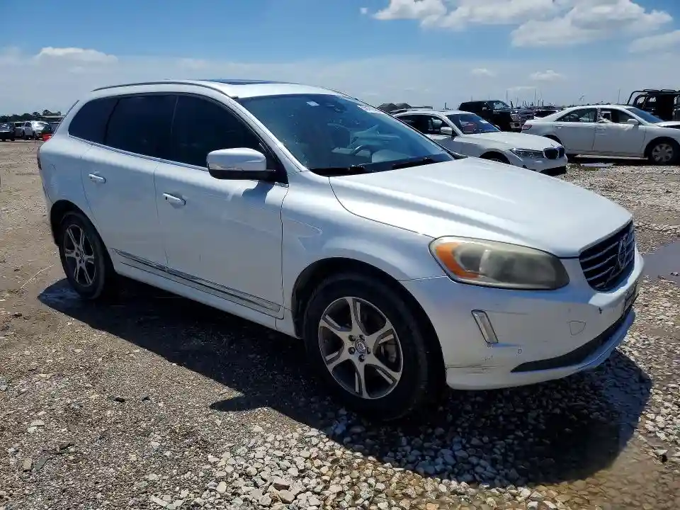 YV449MDD5F2623233 2015 VOLVO XC60-3