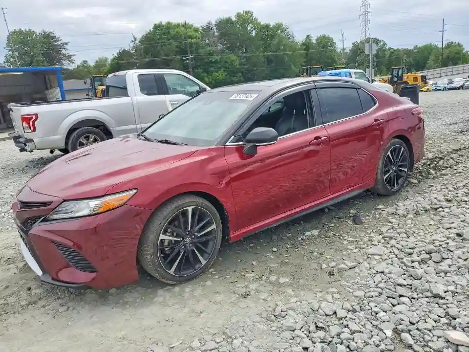 4T1B61HK1JU657477 2018 TOYOTA CAMRY-0