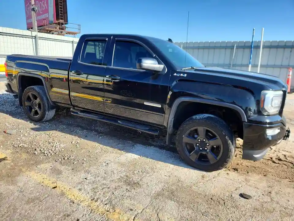 1GTV2MEC0HZ164043 2017 GMC SIERRA-3