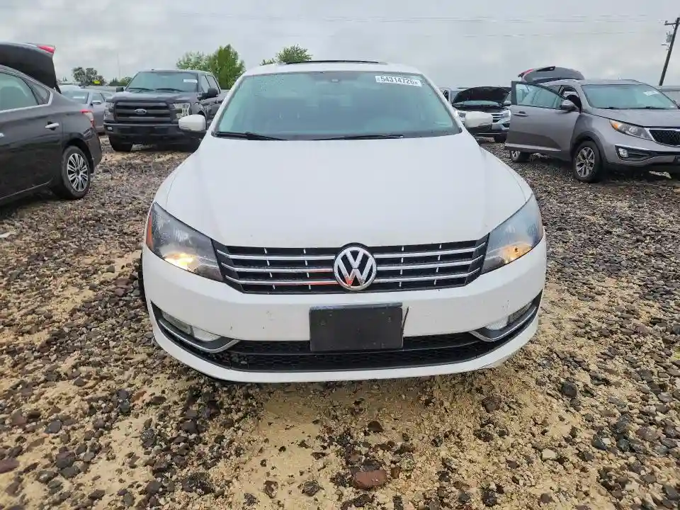 1VWCN7A37EC010205 2014 VOLKSWAGEN PASSAT-4