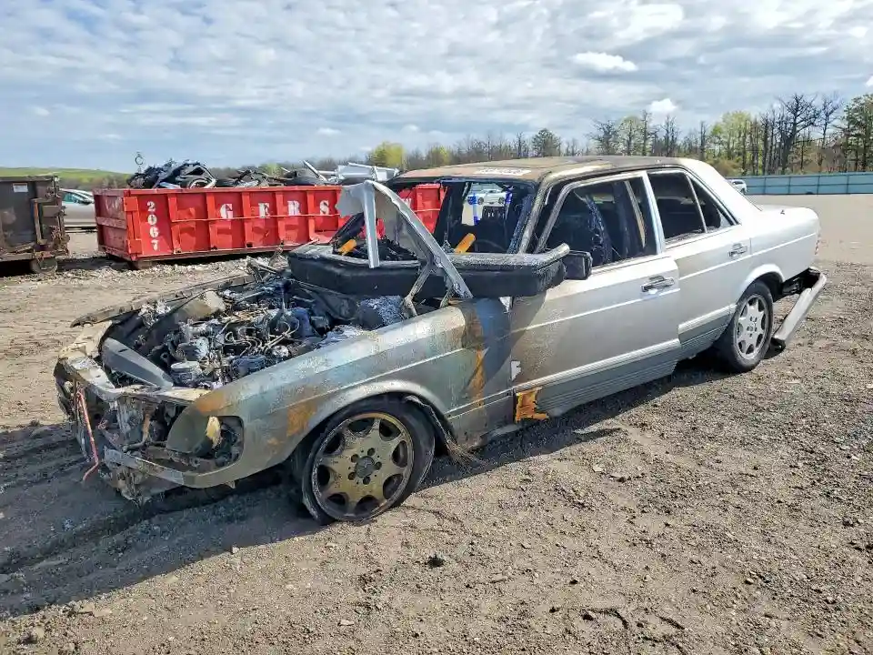 WDBCB20C3FA135570 1985 MERCEDES-BENZ S-CLASS-0