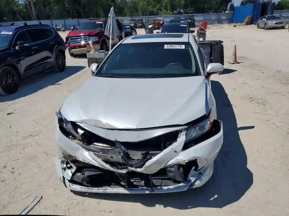 4T1B21HK3JU002734 2018 TOYOTA CAMRY SOLA-4