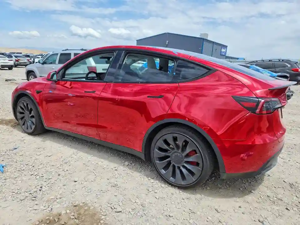 7SAYGDEF6PF779776 2023 TESLA MODEL Y-1