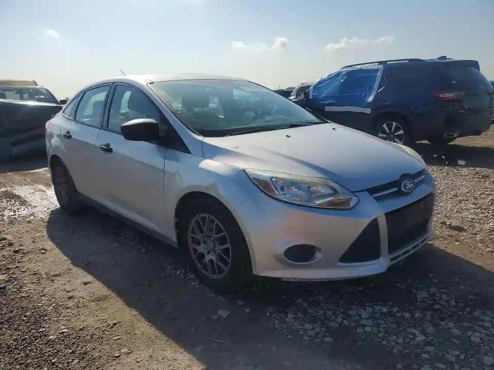 1FADP3E22EL183440 2014 FORD FOCUS-3