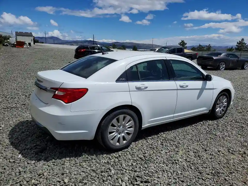 1C3CCBAB5EN230745 2014 CHRYSLER 200-2