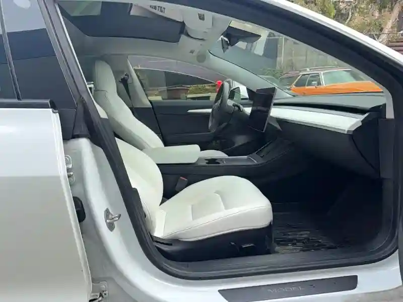 5YJ3E1EB1NF241508 2022 TESLA MODEL 3-4