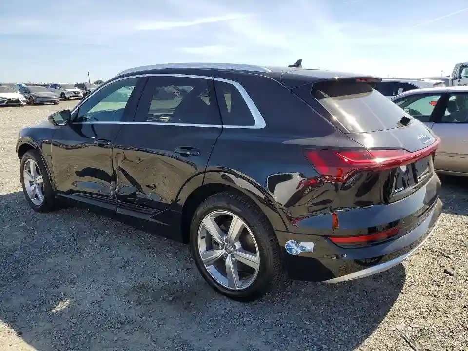 WA1VABGE6KB020531 2019 AUDI E-TRON-1