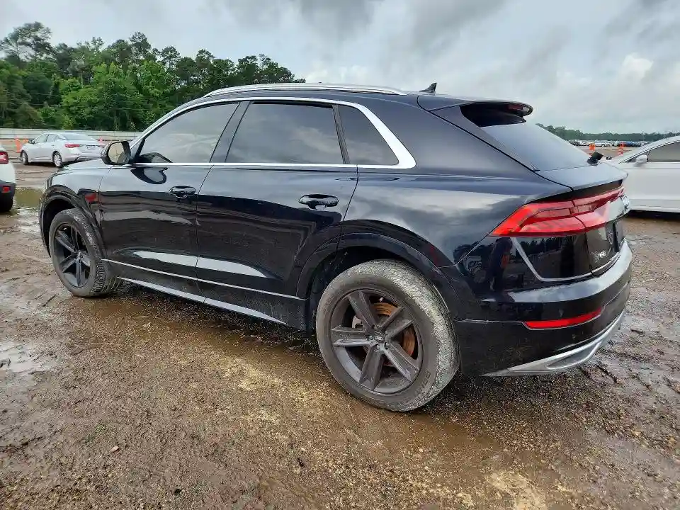 WA1AVAF17KD021476 2019 AUDI Q8-1