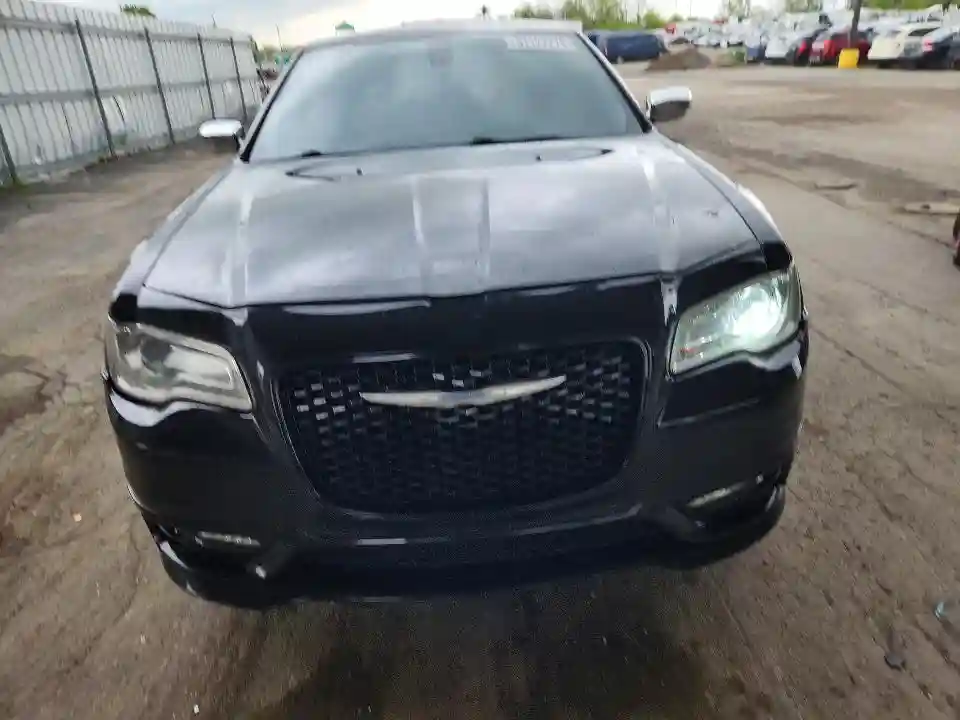 2C3CCAEG9GH212213 2016 CHRYSLER 300-4