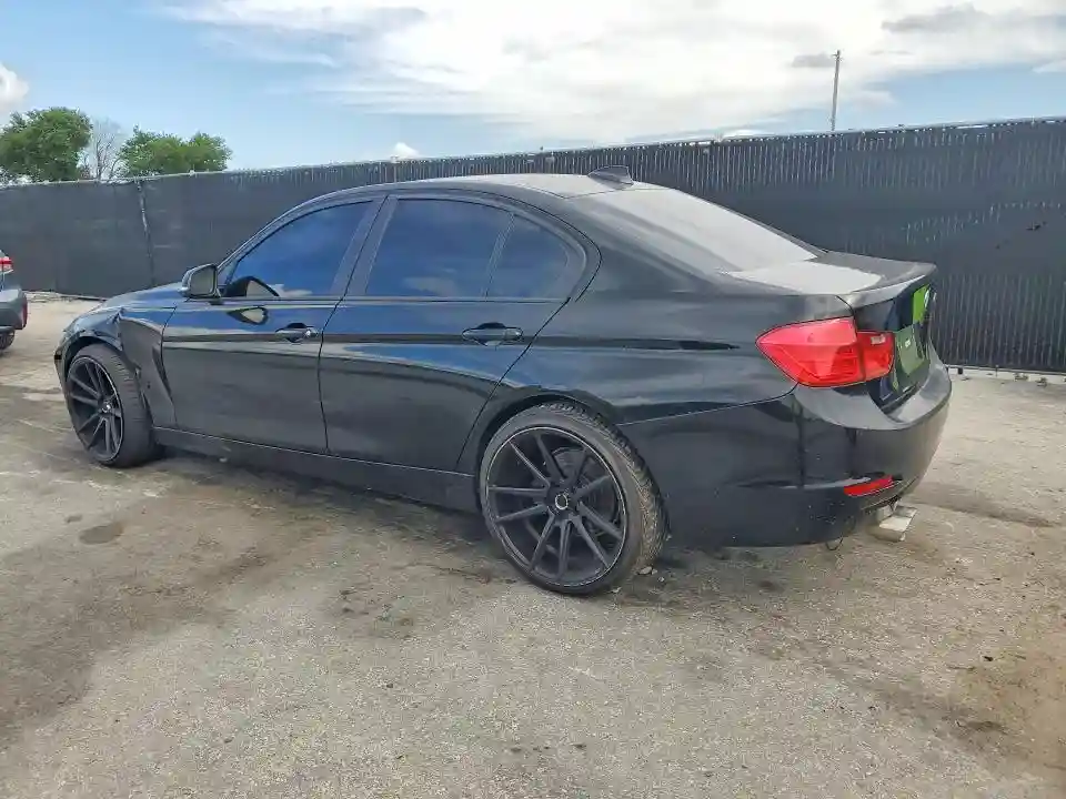 WBA3A5G54DNP19959 2013 BMW 3 SERIES-1