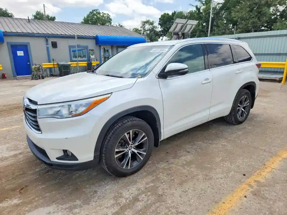 5TDJKRFHXGS307537 2016 TOYOTA HIGHLANDER-0