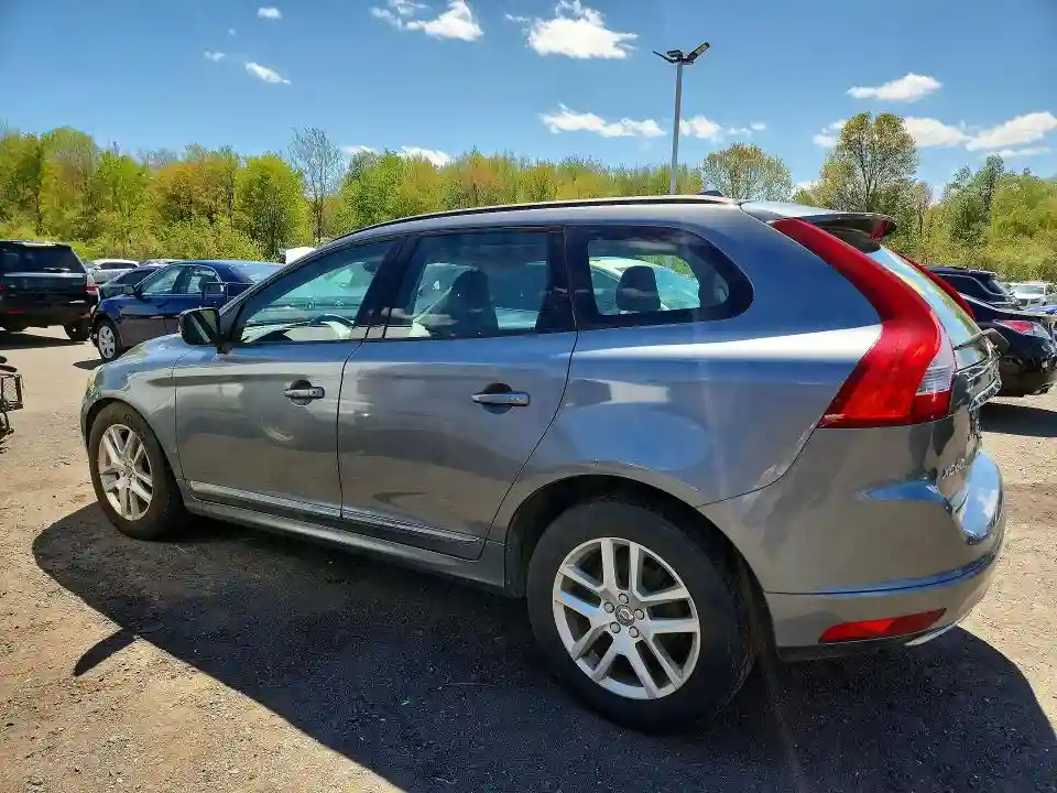 YV440MDJ9H2087521 2017 VOLV XC60-1