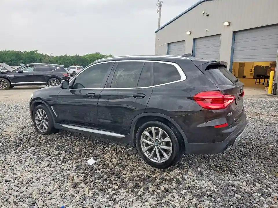 5UXTR7C50KLE94916 2019 BMW X3-1