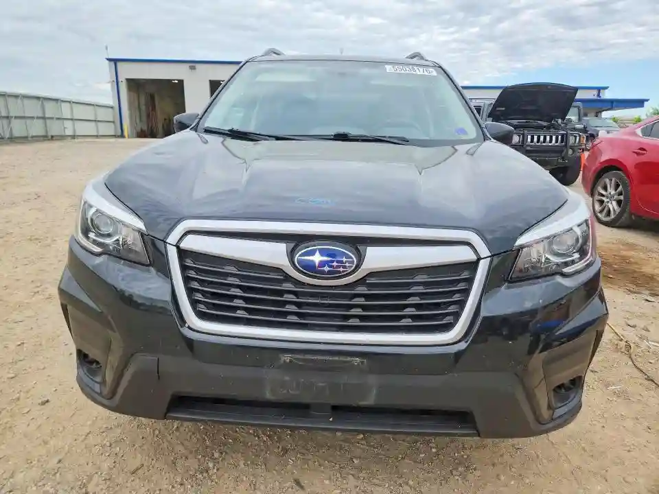 JF2SKAEC4KH470680 2019 SUBARU FORESTER-4