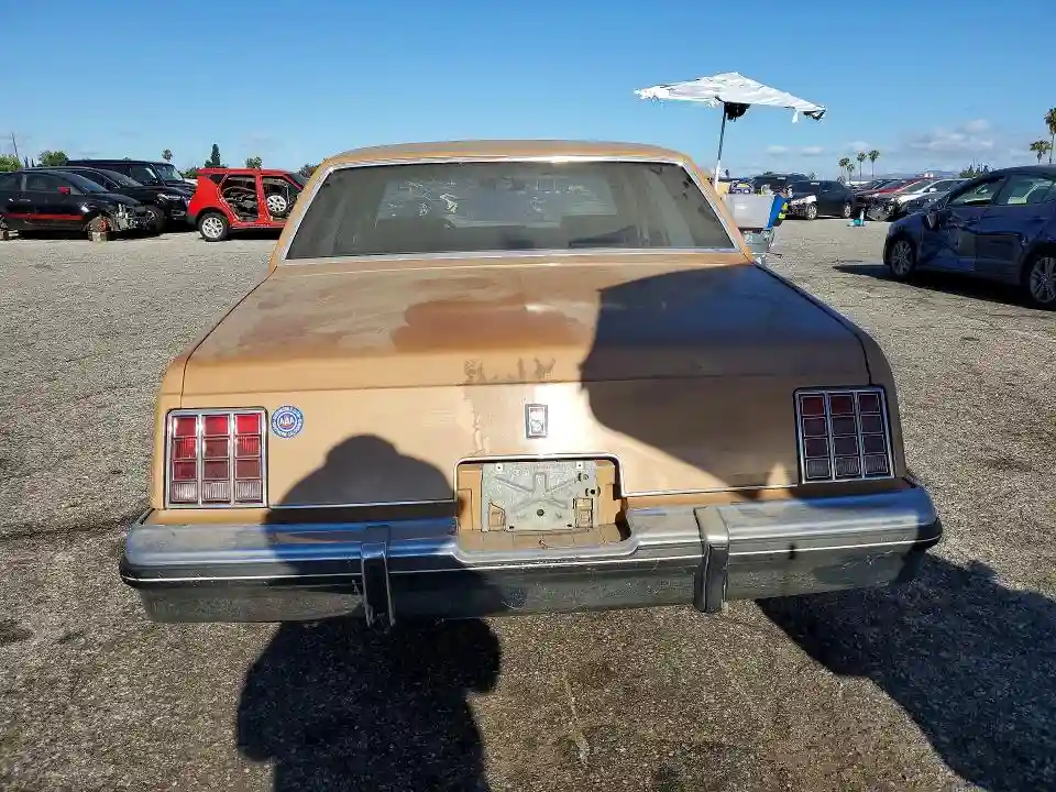 1G3AM69A0CM456911 1982 OLDSMOBILE CUTLASS-5