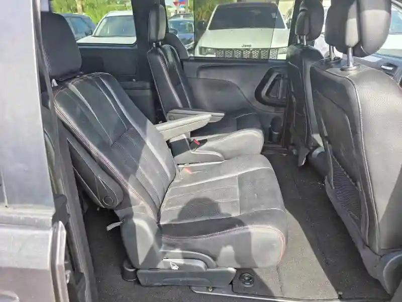 2C4RDGEGXKR760102 2019 DODGE CARAVAN-5