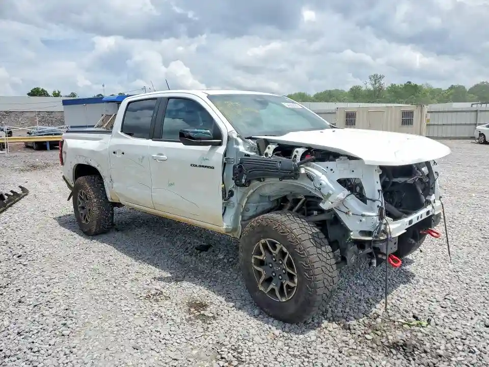 1GCPTFEK4R1162062 2024 CHEVROLET COLORADO-3