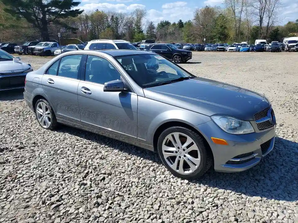 WDDGF4HB7ER305899 2014 MERCEDES-BENZ C-CLASS-3