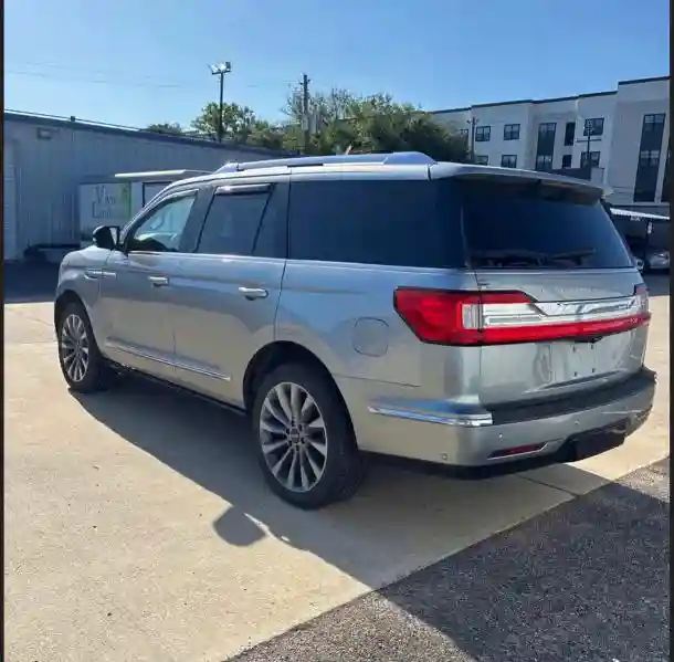 5LMJJ2LT0LEL22530 2020 LINCOLN NAVIGATOR-2