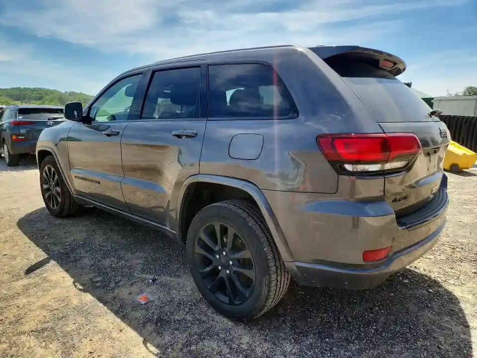 1C4RJFAGXHC866267 2017 JEEP CHEROKEE-1