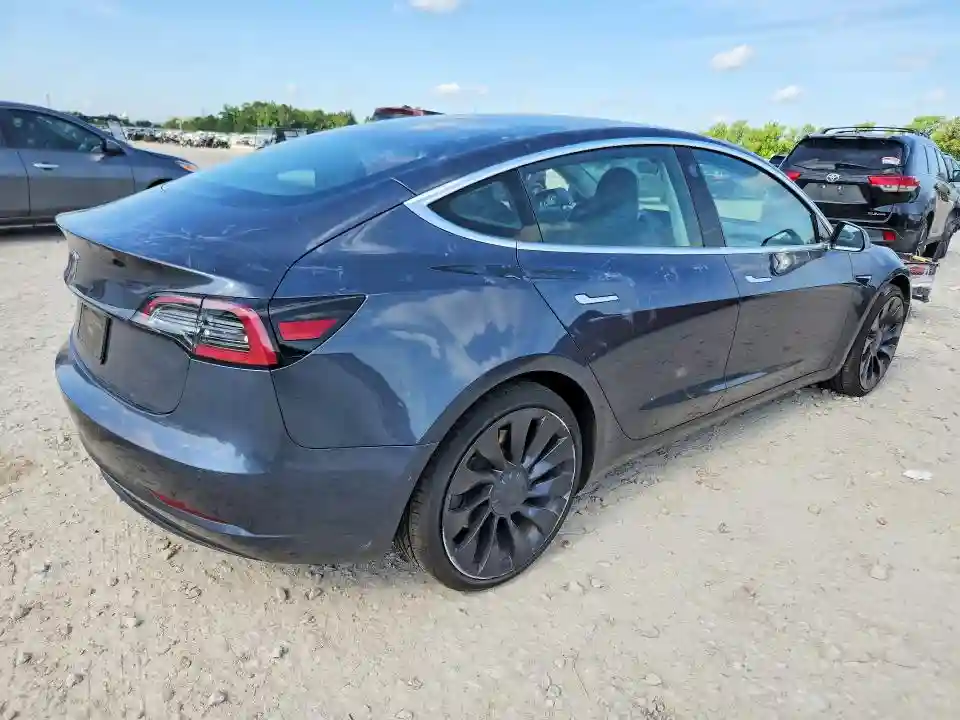 5YJ3E1EA4LF705086 2020 TESLA MODEL 3-2
