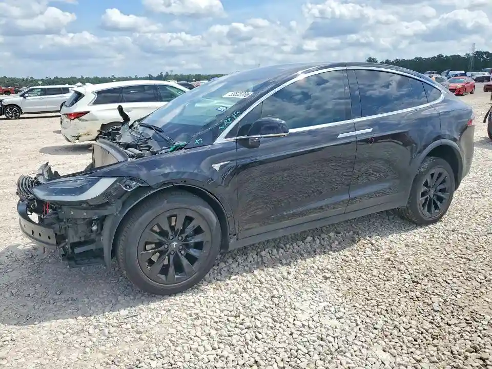 5YJXCBE26HF069008 2017 TESLA MODEL X-0