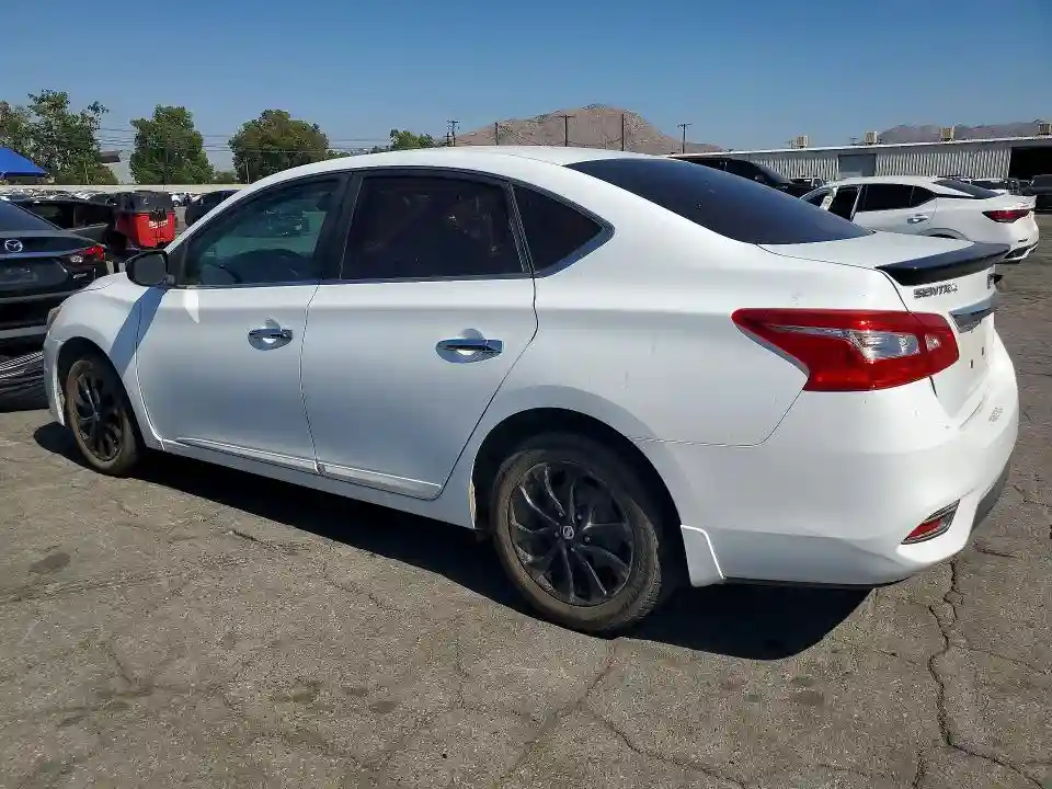 3N1AB7APXJY258829 2018 NISSAN SENTRA-1