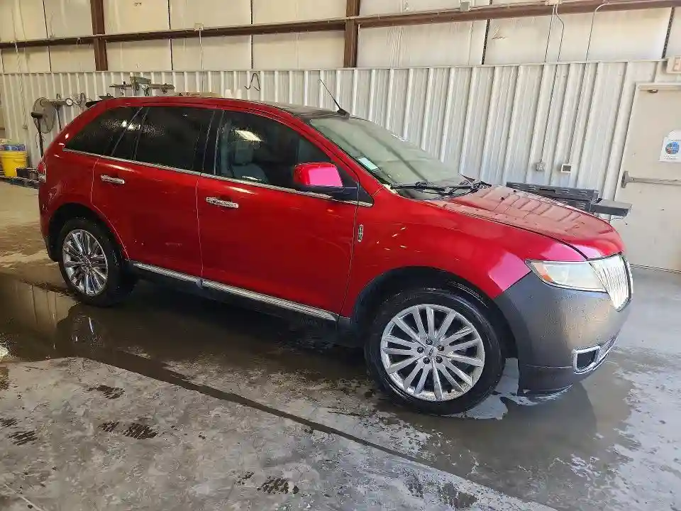 2LMDJ8JK8BBJ15315 2011 LINCOLN MKX-3