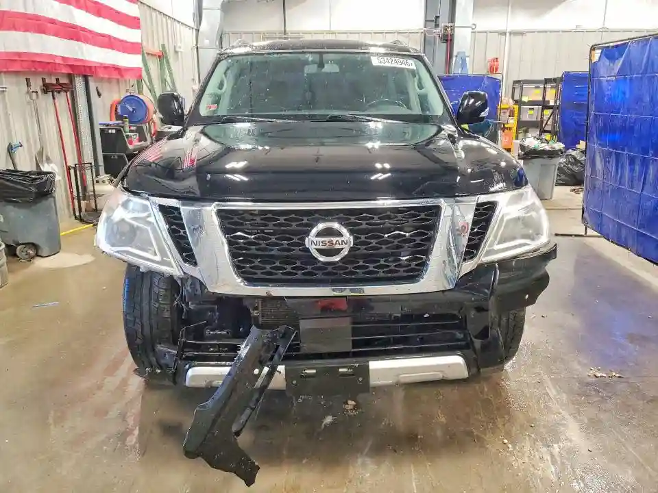 JN8AY2NC9H9503095 2017 NISSAN ARMADA-4