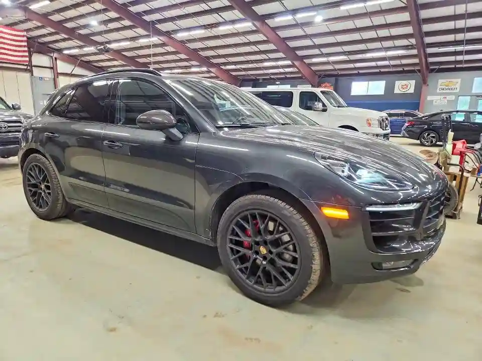 WP1AG2A58HLB52087 2017 PORSCHE MACAN-3