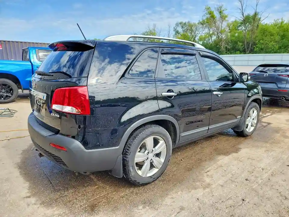 5XYKUDA2XCG245004 2012 KIA SORENTO-2