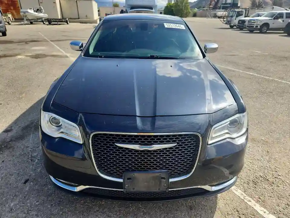 2C3CCAEG5HH596542 2017 CHRYSLER 300-4