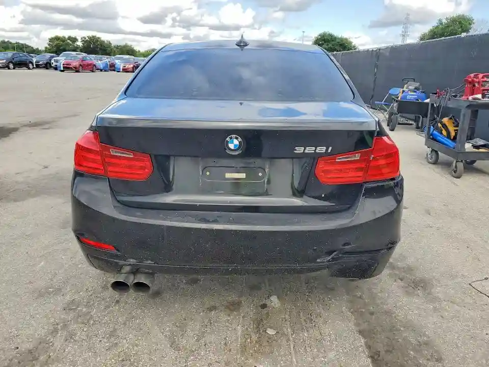 WBA3A5G54DNP19959 2013 BMW 3 SERIES-5
