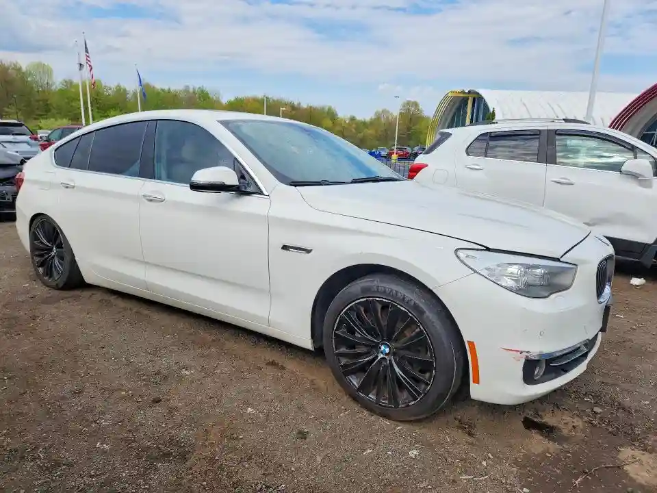 WBA5M4C55GD186630 2016 BMW 5 SERIES-3