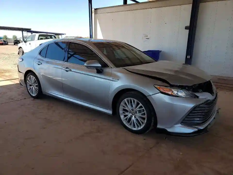 4T1B21HK9JU504423 2018 TOYOTA CAMRY SOLA-3