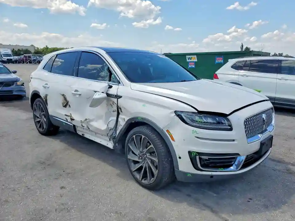 2LMPJ8L92KBL61381 2019 LINCOLN NAUTILUS-3