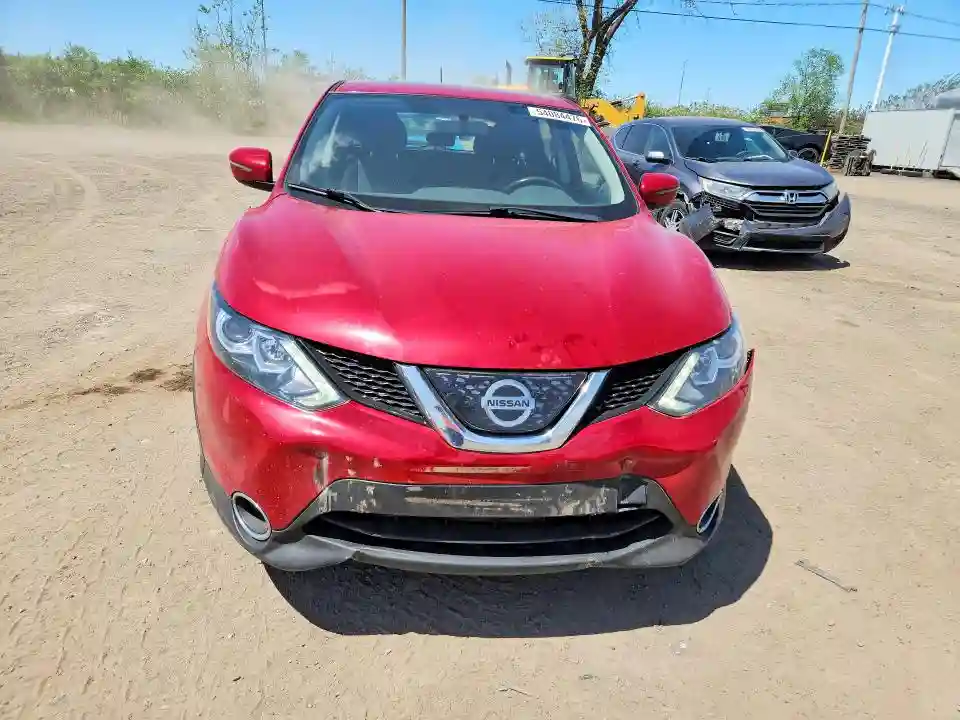 JN1BJ1CR4JW281842 2018 NISSAN ROGUE-4