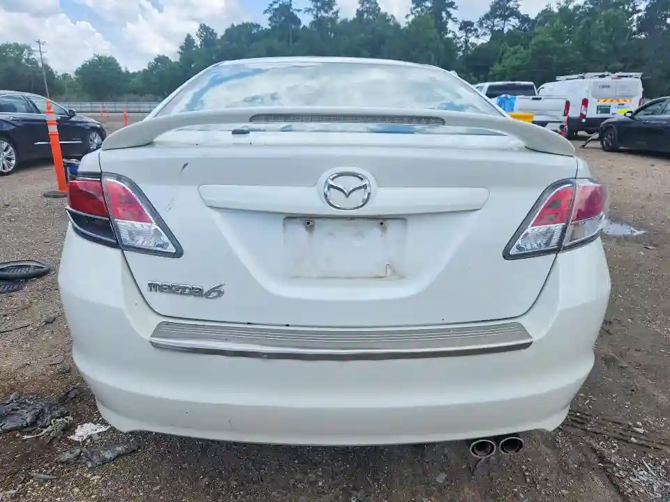 1YVHZ8CH6B5M22864 2011 MAZDA 6-5