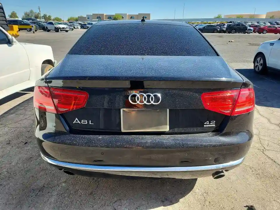 WAURVAFD0BN010541 2011 AUDI A8-5