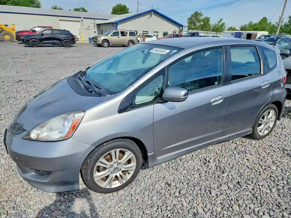 JHMGE8H4XAS015535 2010 HONDA FIT-0