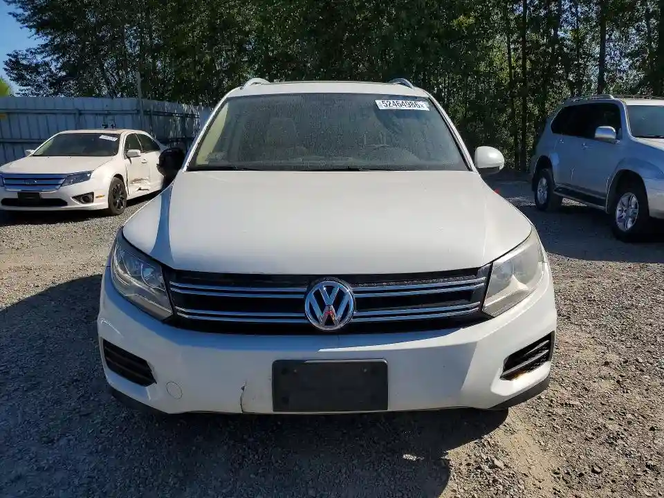 WVGSV7AX5HK014776 2017 VOLKSWAGEN TIGUAN-4