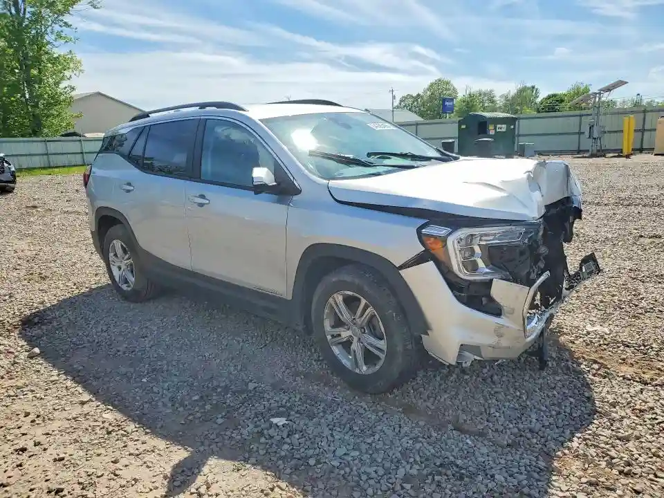 3GKALTEV8NL140572 2022 GMC TERRAIN-3
